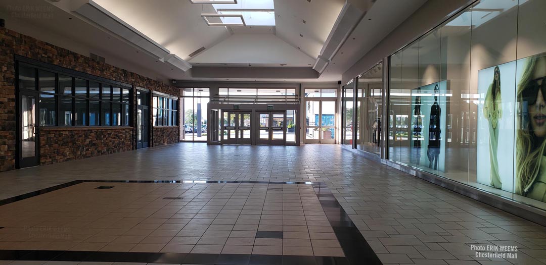 Entrance Chesterfield Mall