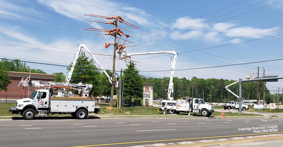 New electric towers being installed  Ironbridge Road near Irongate
