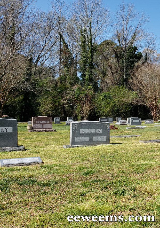 Gravestone Marker in Weems Virginia cemetery 1