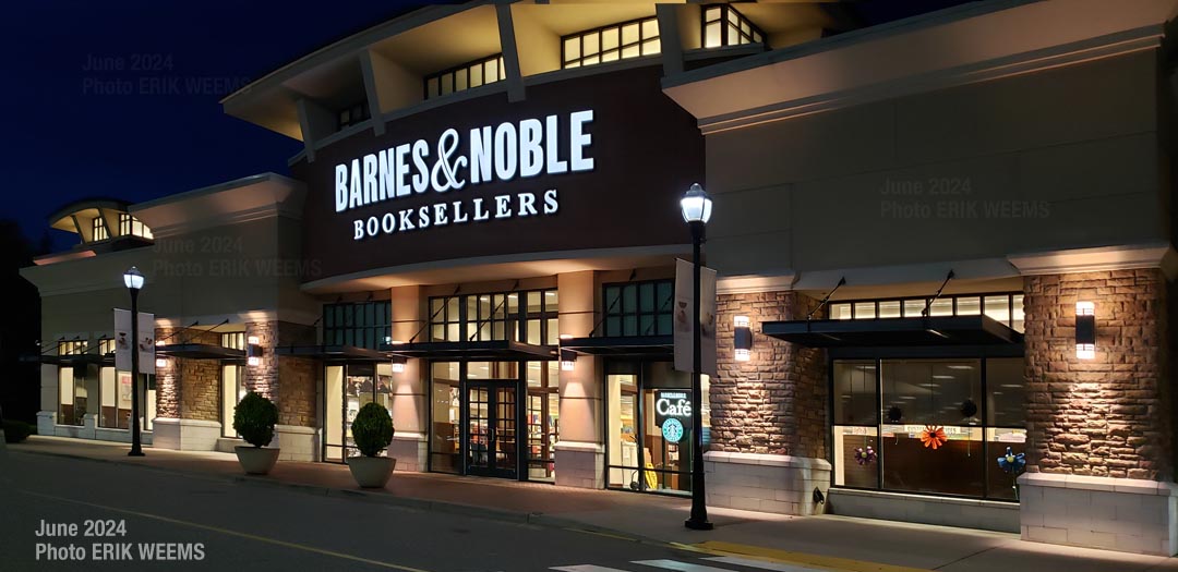 Barnes and Noble at night in Chesterfield County Virginia